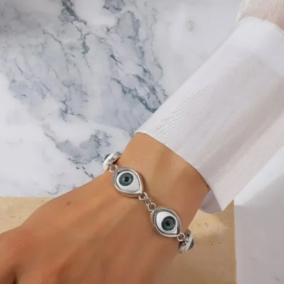 UNIQUE EVIL EYE ADJSTABLE BRACELET NWT - Picture 2 of 5